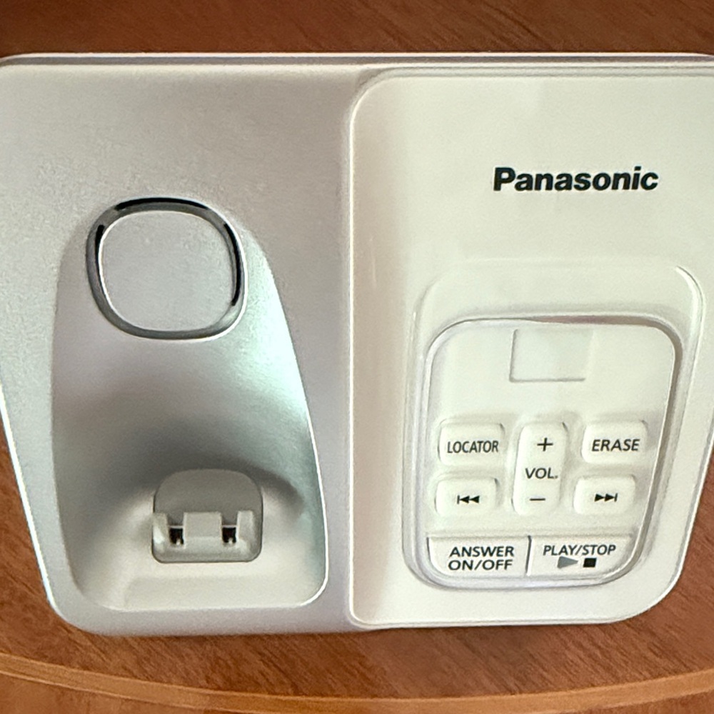 Panasonic Silver and White Phone Dock